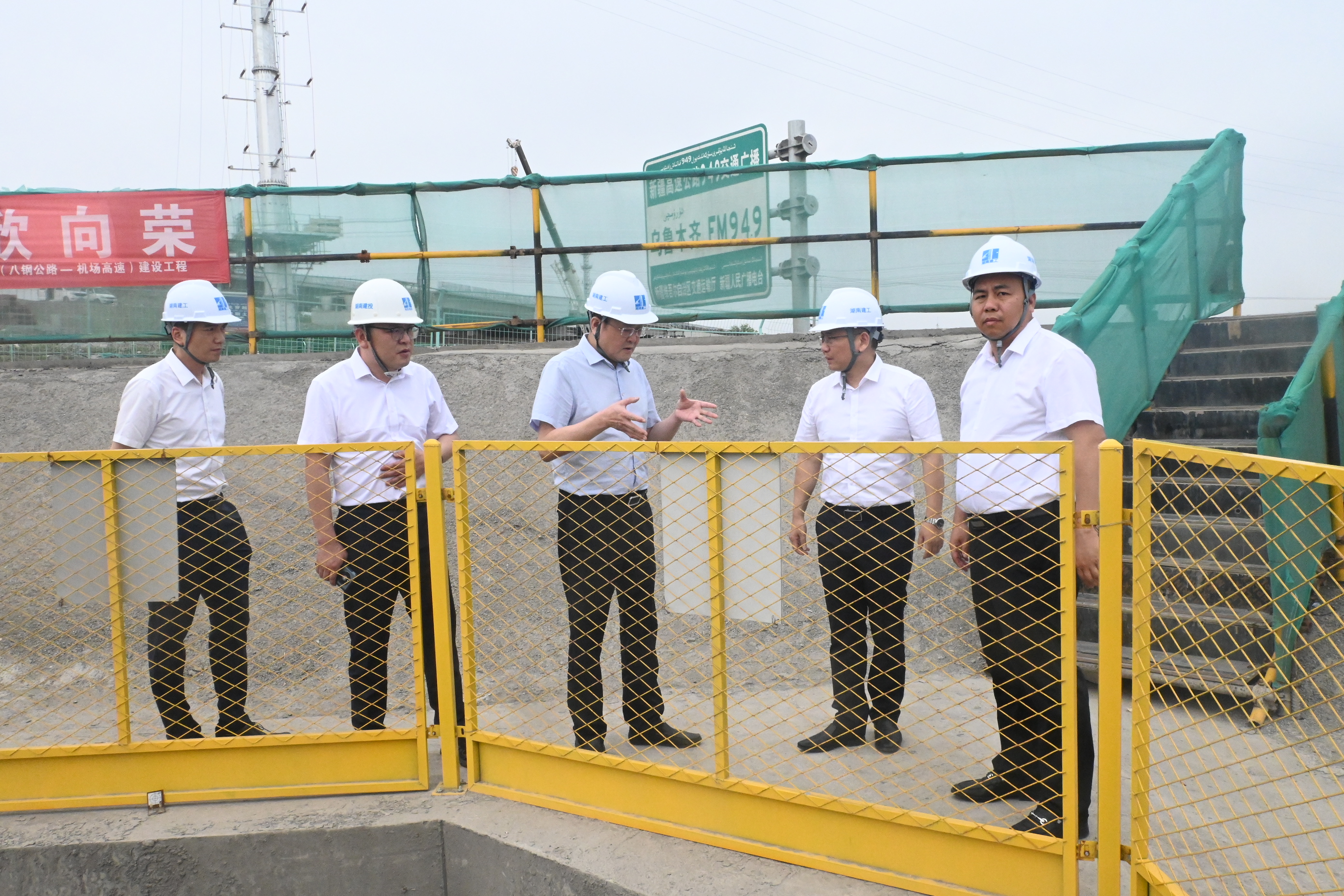 桂茲軍帶隊調研拓展新疆市場